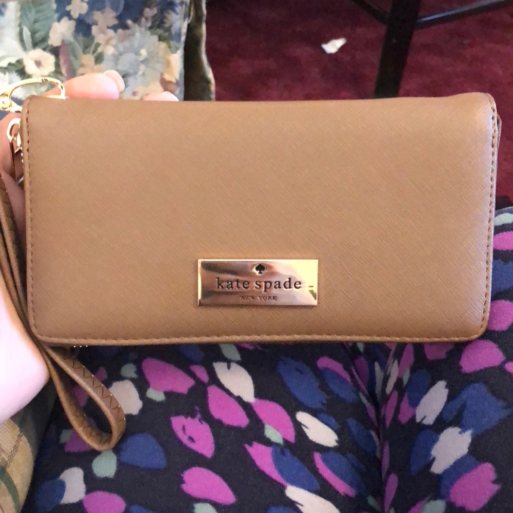 Kate spade wallet ... NEW